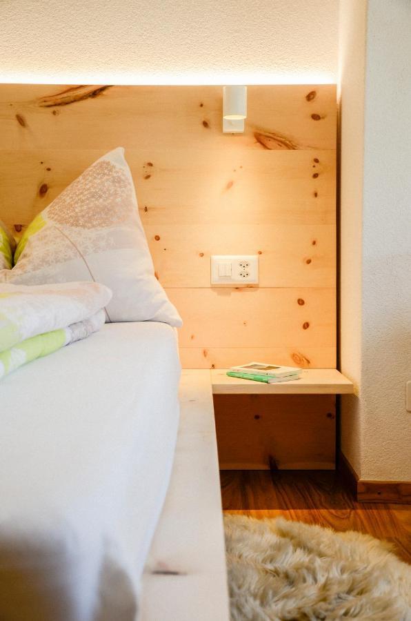 Ferienwohnung Chasa Curtins Valchava Exterior foto